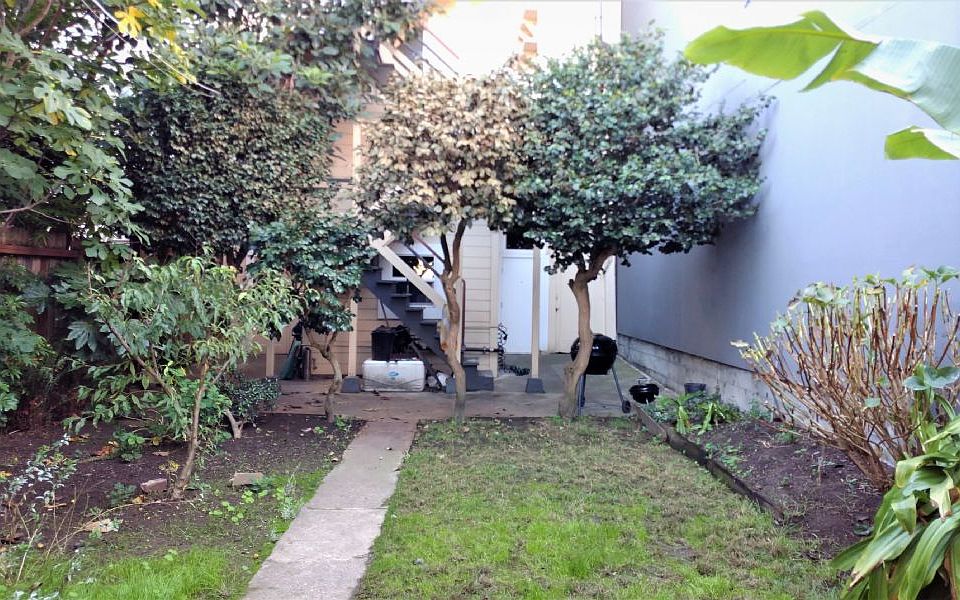 1st image of 275 Moulton St