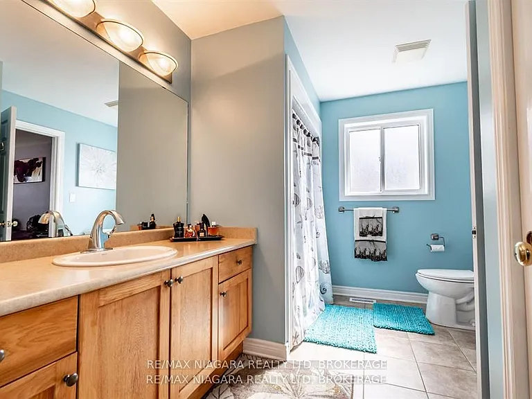 64 Westland St — Photo 12