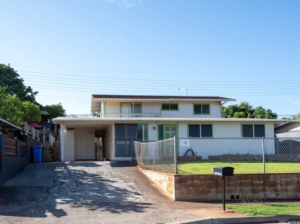 94-590 Kipou St, Waipahu, HI 96797