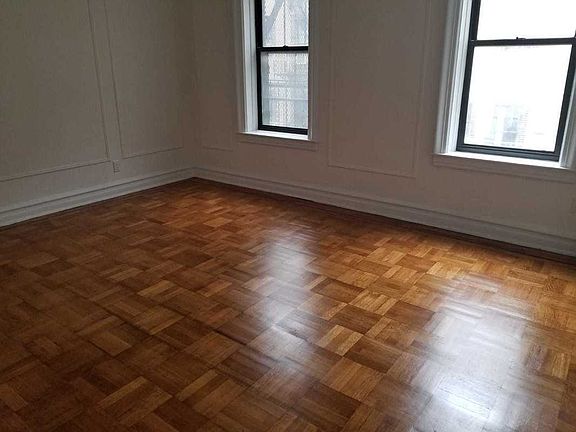 2nd image of 672 Ocean Ave APT B5