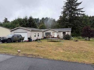 1360 SE Virginia Pl, Waldport, OR 97394