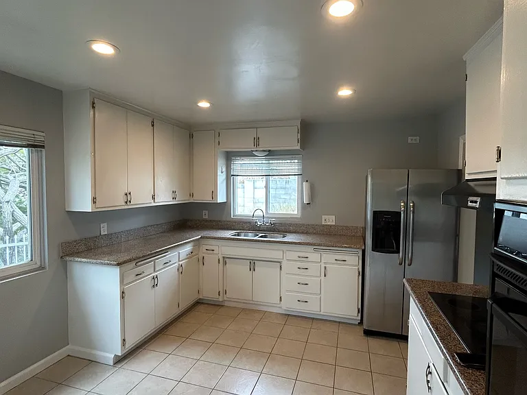 6158 Tarragona Dr — Photo 3