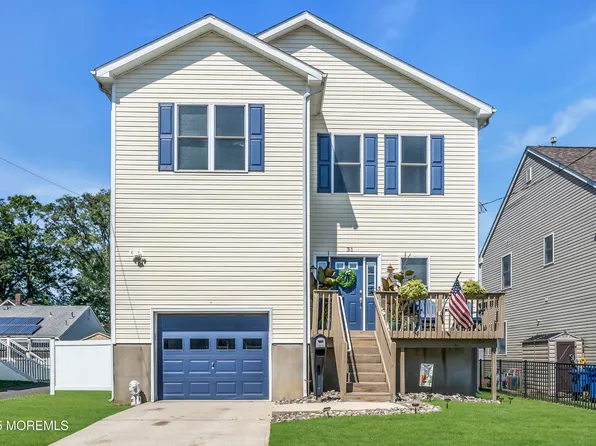 31 Ocean Avenue, Middletown, NJ 07748