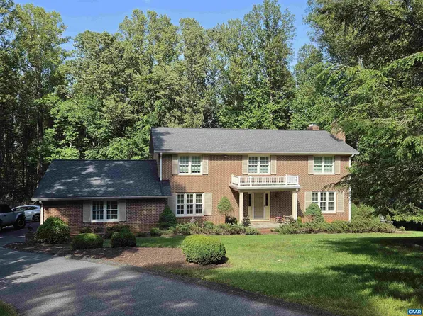 985 Tanglewood Rd, Charlottesville, VA 22901
