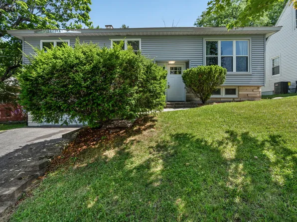 25A Edgecomb St, Albany, NY 12209