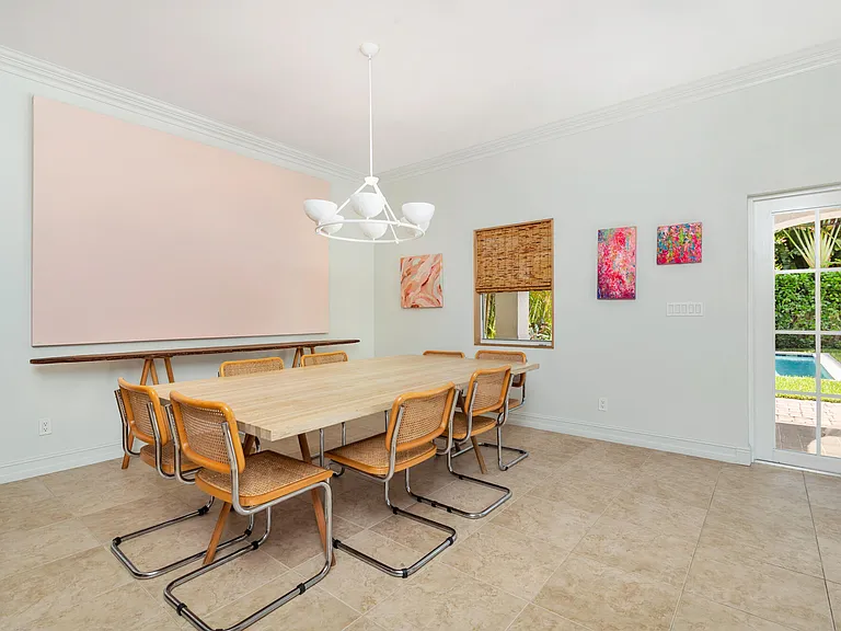 375 Plymouth Rd — Photo 11