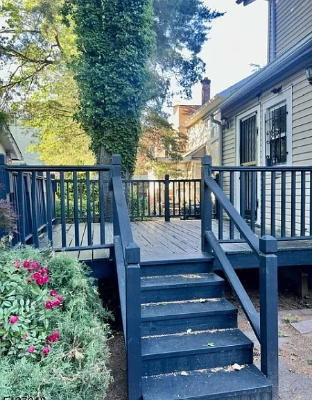161 Franklin Ter — Photo 16