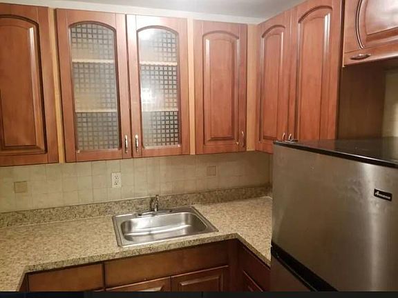 4th image of 17317 Vaswani Ave