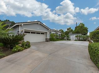 19 Carriage Ln, Santa Ana, CA 92705