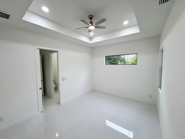 728 Crestline Ave S — Photo 13