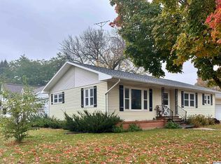 415 3rd Ave NW, Buffalo Center, IA 50424