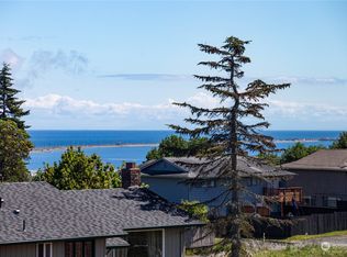 2016 W 5th St, Port Angeles, WA