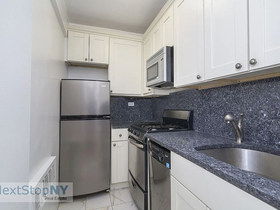 1st image of 200 E 36th St APT 2A