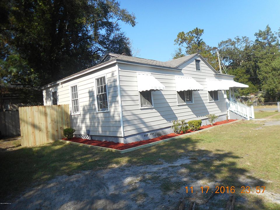 1st image of 904 Wayne St