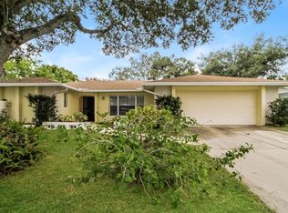 745 Little Wekiva Cir, Altamonte Springs, FL 32714