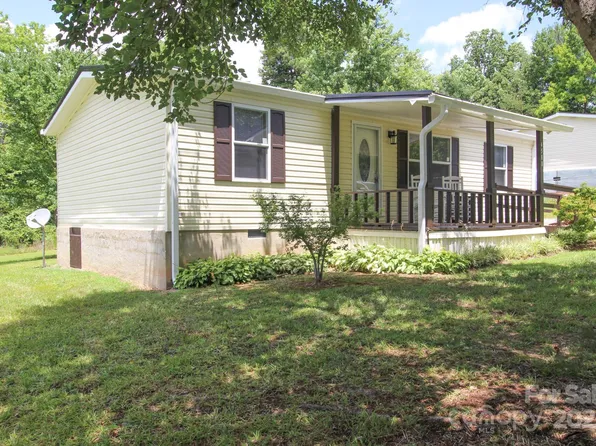 4588 Homestead Dr, Morganton, NC 28655