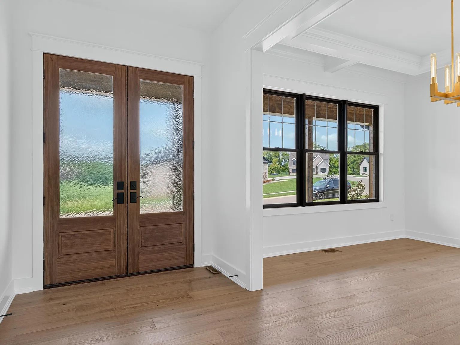 5 bed, 3.5 bath, 4016 sqft, $5,000 — Photo 4