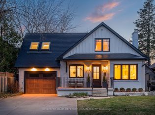 12 Wesley Ave, Mississauga, ON L5H 2M5