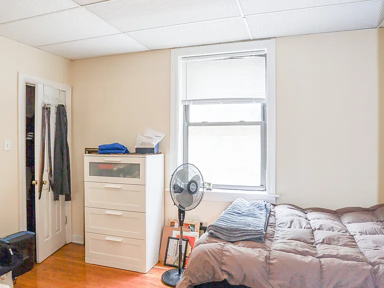 4628 N Wolcott Ave — Photo 7