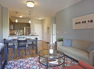 2051 Central Rd #711, Fort Lee, NJ 07024