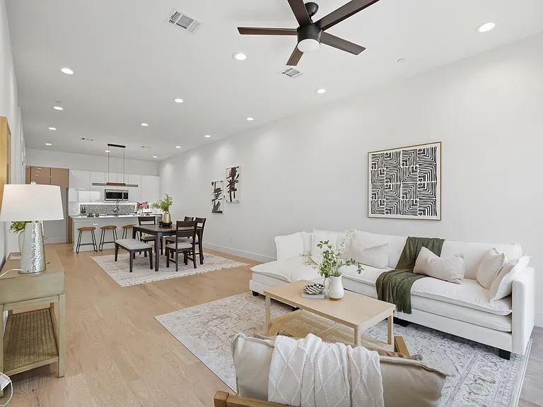 4517 Munger Ave #101 — Photo 22