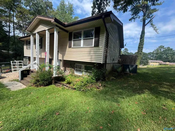 921 Mary Jane Dr NW, Cullman, AL 35055