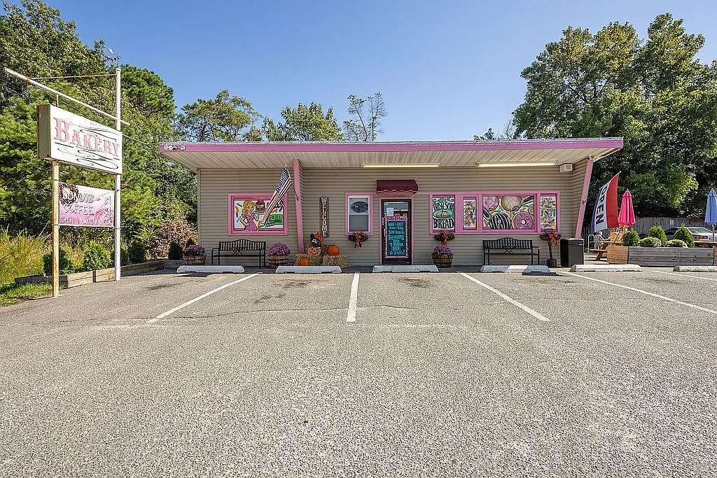 586 Route 9 photo 1