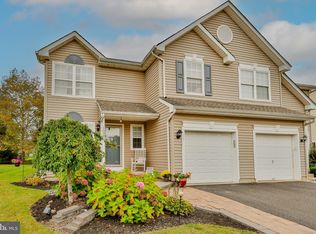 1033 Heather Ln, Quakertown, PA 18951