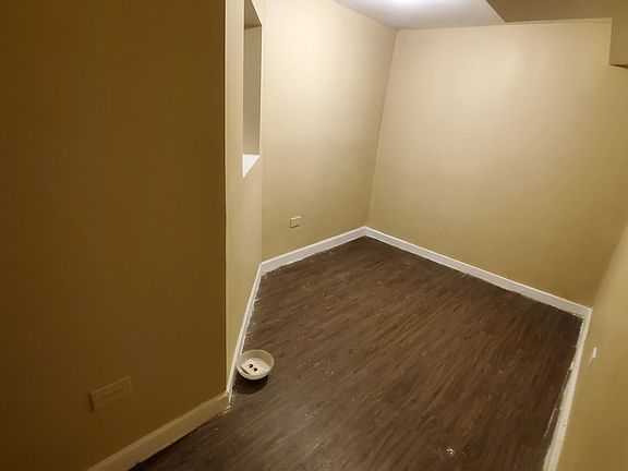 5th image of 2833 W Wilcox St