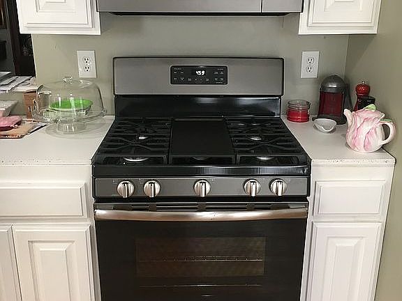 2nd image of 10773 Groveland Ave