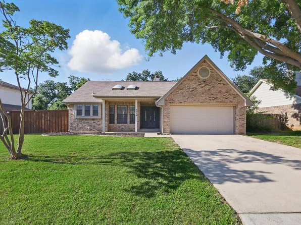 3219 Meadowview Dr, Corinth, TX 76210