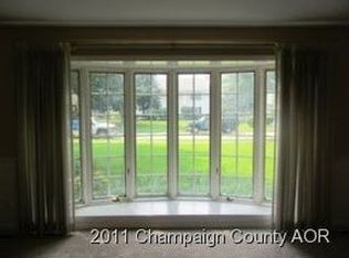 3302 Stoneybrook Dr, Champaign, IL