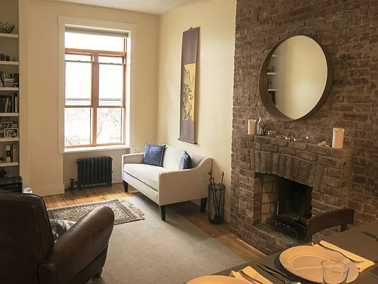 Rented by Keller Williams NYC | media 24