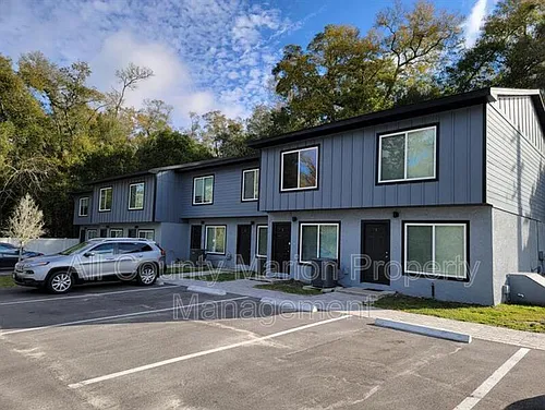 3041 SW 20th St #5 Photo 1