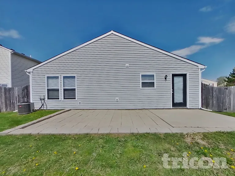 2869 Ludwig Dr — Photo 15
