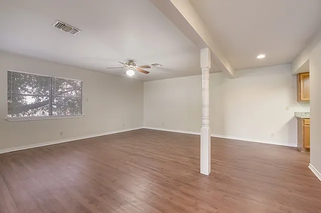 824 Terrell Rd — Photo 6