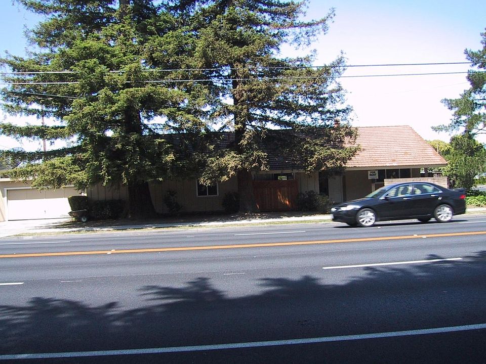 1st image of 325 N Leigh Ave
