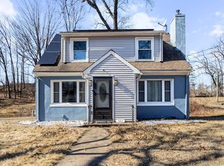 562 Gracey Ave, Meriden, CT 06451