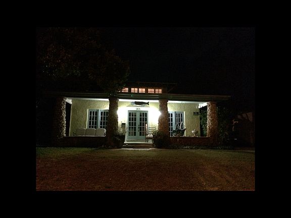 3rd image of 918 N Peninsula Dr