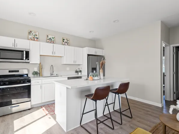 4926 Rockford Dr, San Diego, CA 92115