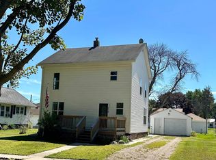 219 E Elmore St, Manly, IA 50456