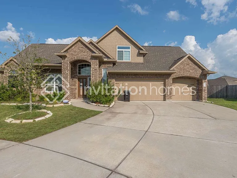 30706 Basil Trace Dr — Photo 1