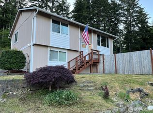 10 NE Anchor Court, Belfair, WA 98528