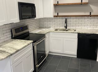 828 W Kalamazoo Ave APT 1, Kalamazoo, MI 49007