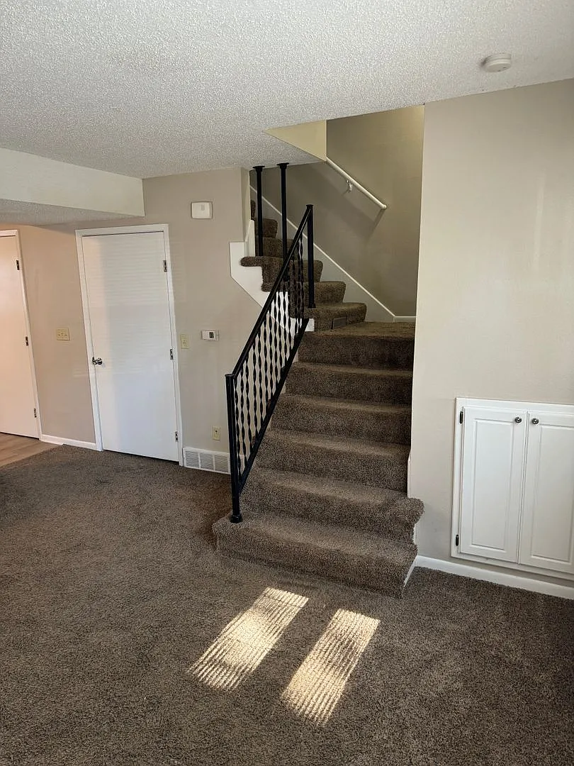 2012 E Caulder Avenue — Photo 3