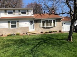 309 N Autumn Dr, Rochester, NY 14626
