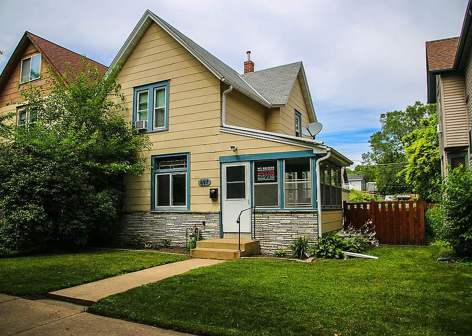 Welcome to 697 Jefferson!