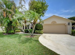 2730 Riviera Dr, Delray Beach, FL 33445