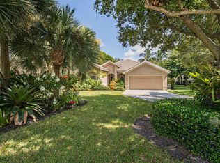 6784 Southern Oak Ct, Naples, FL 34109