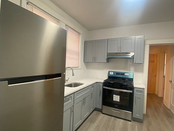 5th image of 24 Grand Ave Floor 2